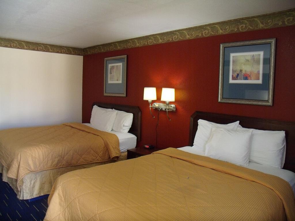 Country Inn Sterling Exterior foto